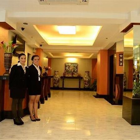 Silver Oaks Suites & Hotel Manila Dış mekan fotoğraf