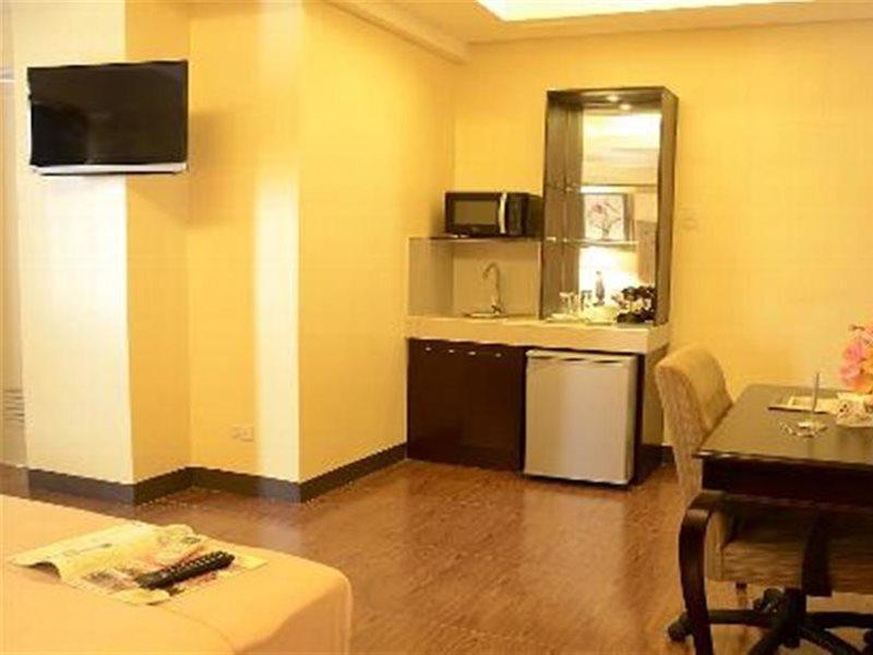 Silver Oaks Suites & Hotel Manila Dış mekan fotoğraf