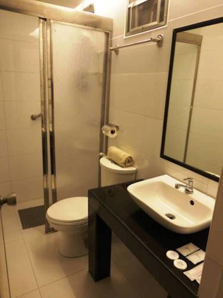Silver Oaks Suites & Hotel Manila Dış mekan fotoğraf