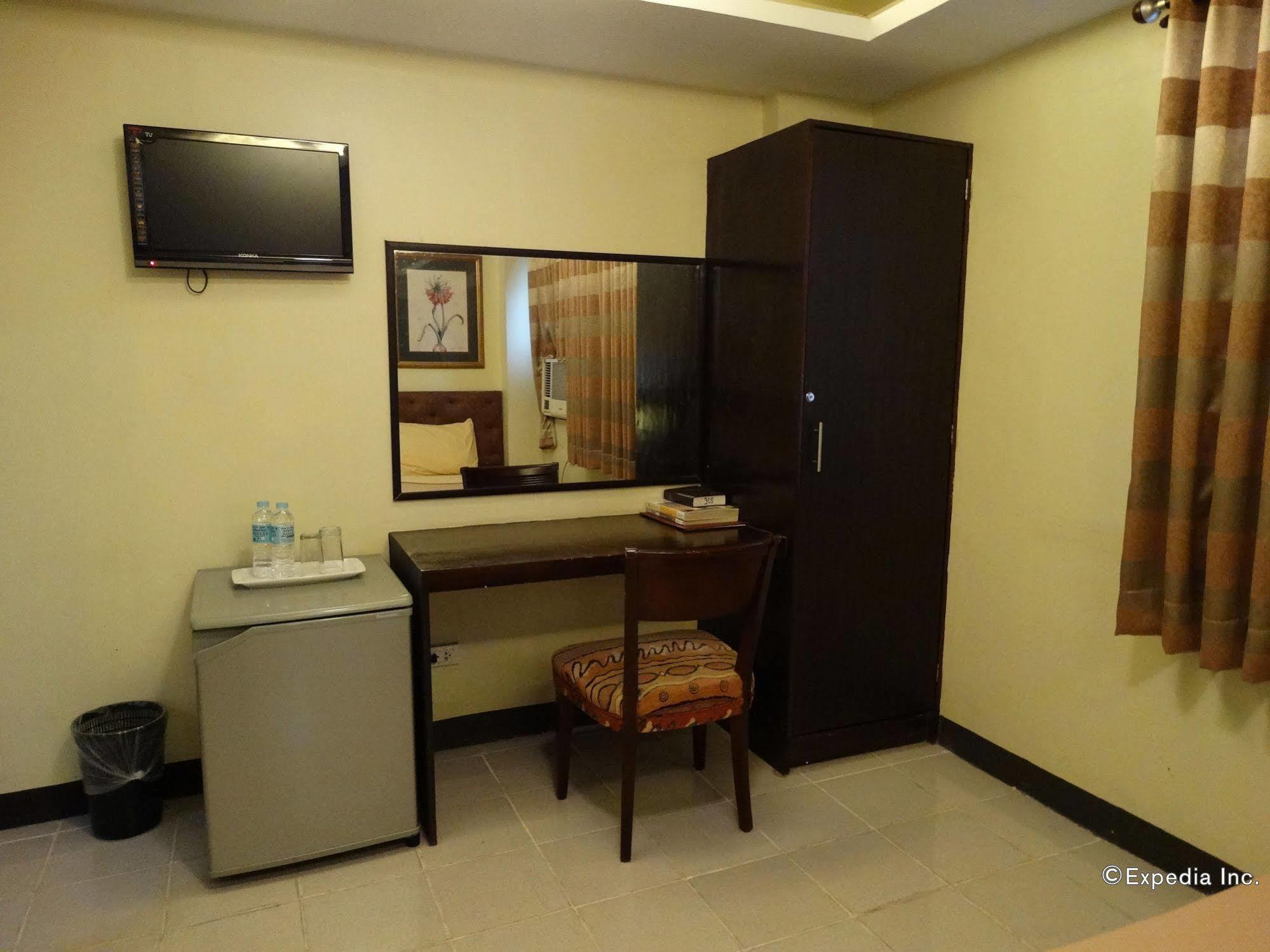 Silver Oaks Suites & Hotel Manila Dış mekan fotoğraf