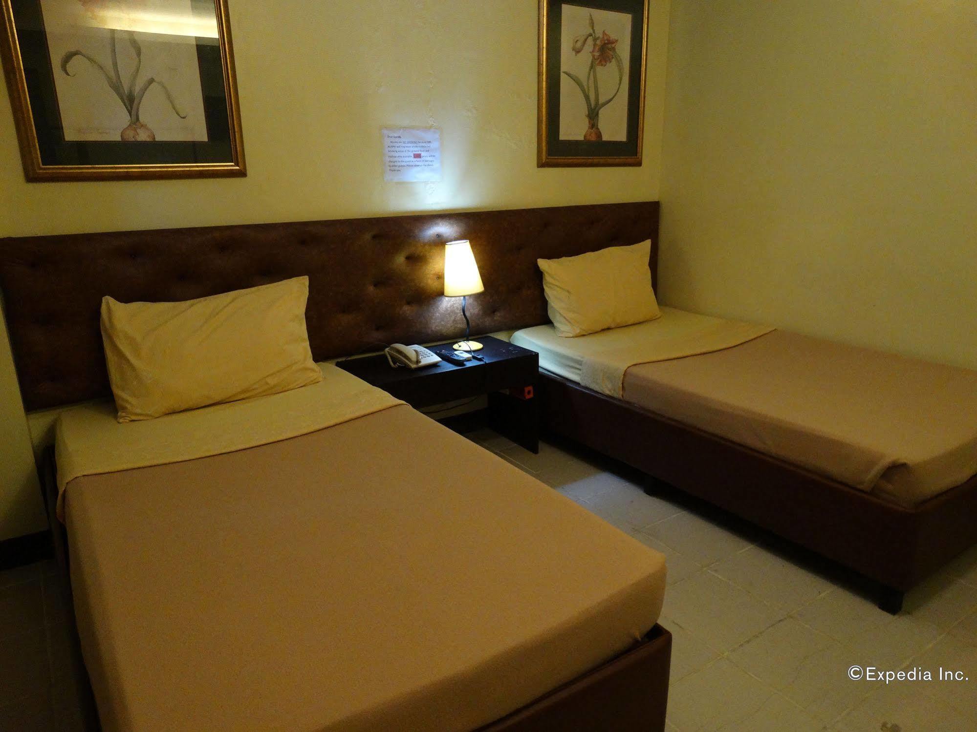 Silver Oaks Suites & Hotel Manila Dış mekan fotoğraf