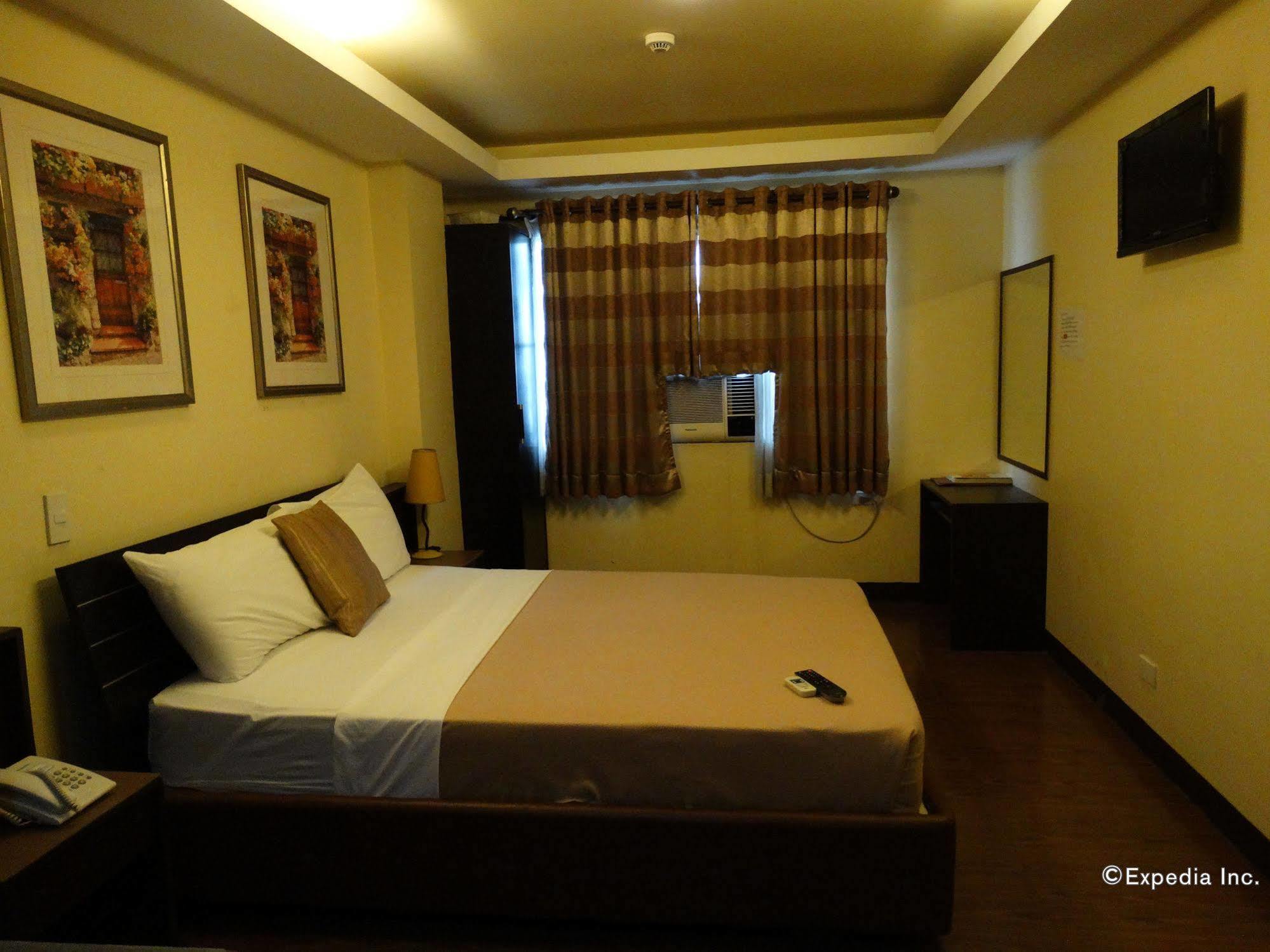 Silver Oaks Suites & Hotel Manila Dış mekan fotoğraf
