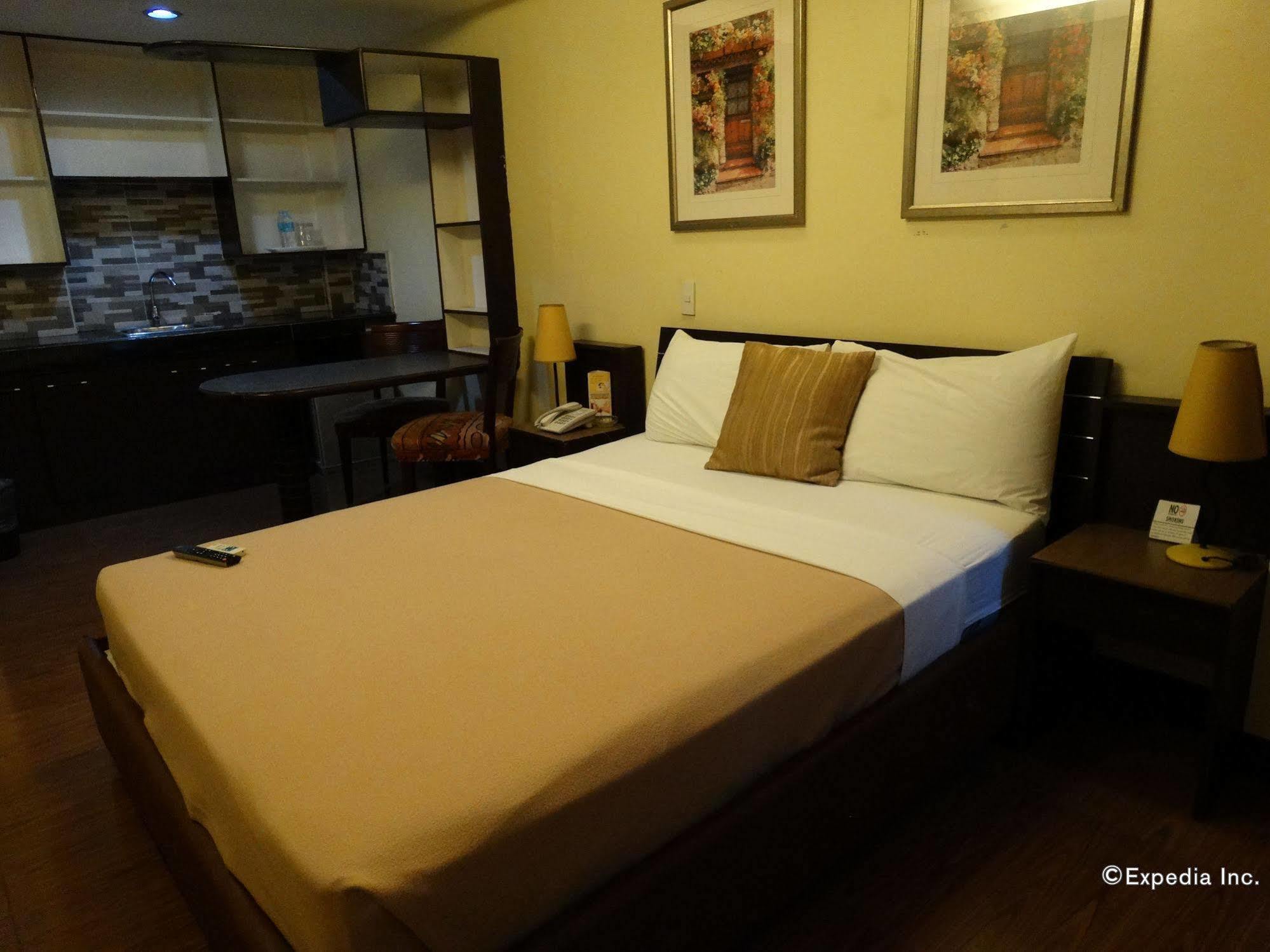 Silver Oaks Suites & Hotel Manila Dış mekan fotoğraf