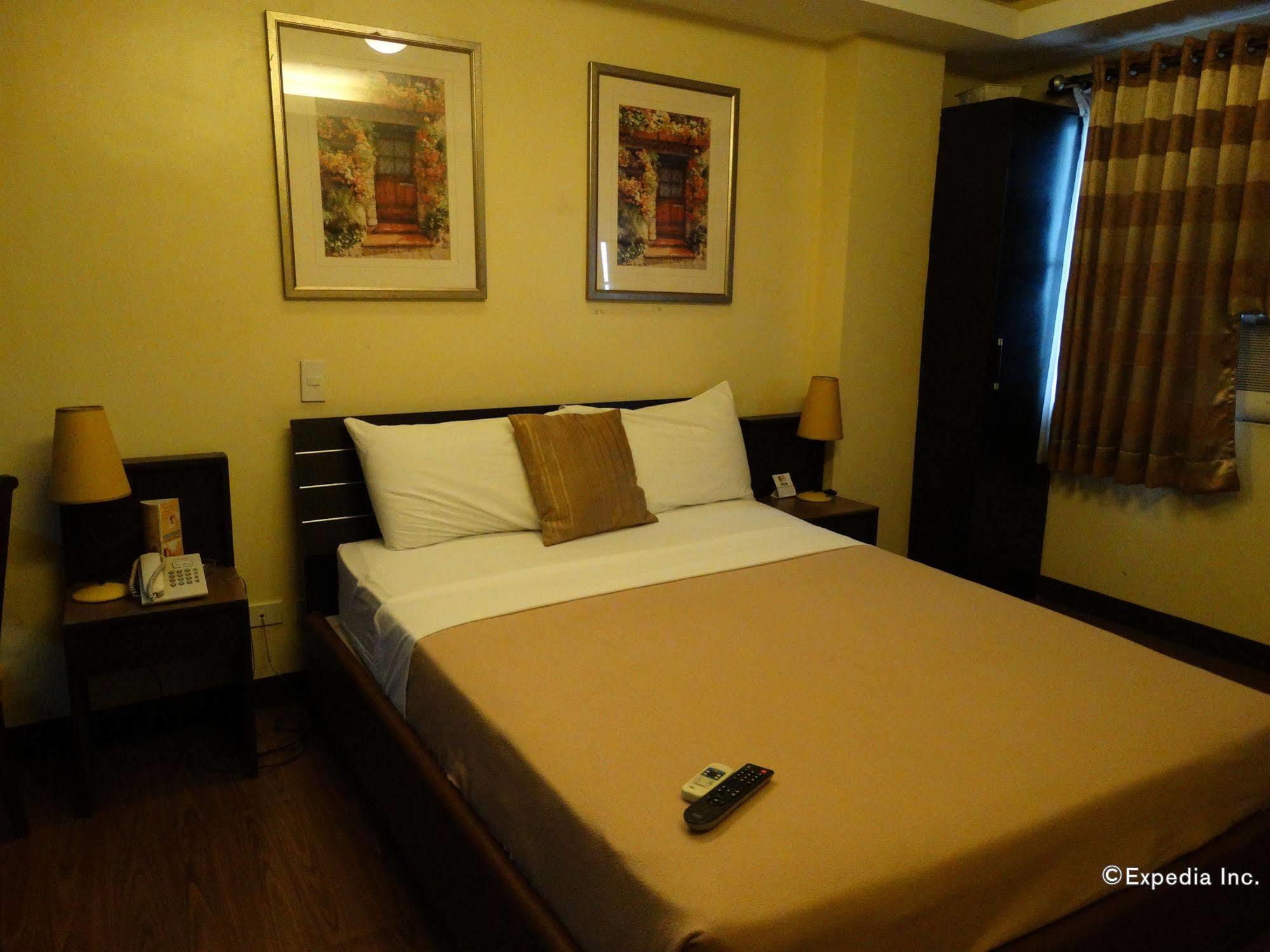 Silver Oaks Suites & Hotel Manila Dış mekan fotoğraf